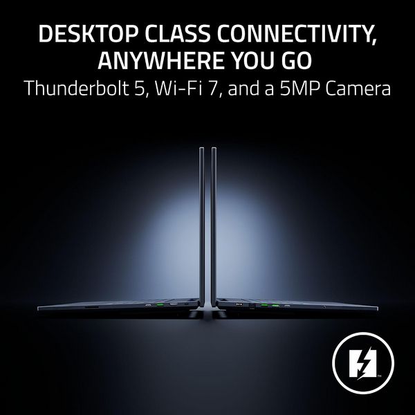 Razer Blade 18 (K12/Uhd+ 240Hz | Fhd+ 440Hz/Core Ultra 9/64Gb/Rtx 5090/2Tb) Gaming Laptop